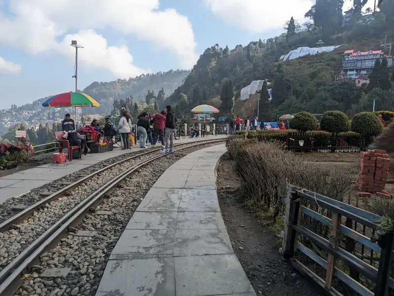 Durgapur to Sterling Darjeeling Cab